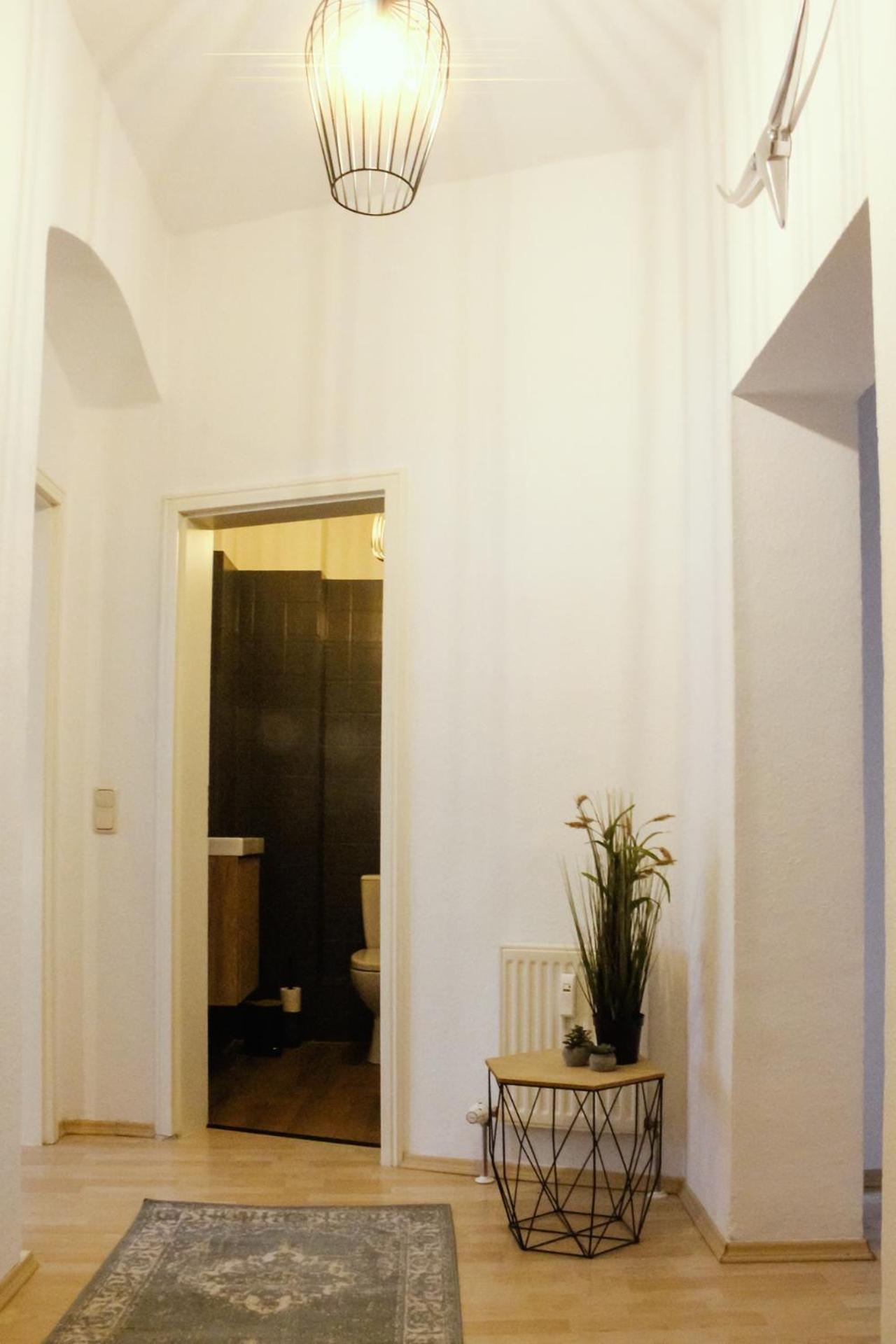 Nuwilu One - Apartment Mit Balkon Im Herzen Erfurts - Magenta Tv- Netflix - Disney Exterior photo